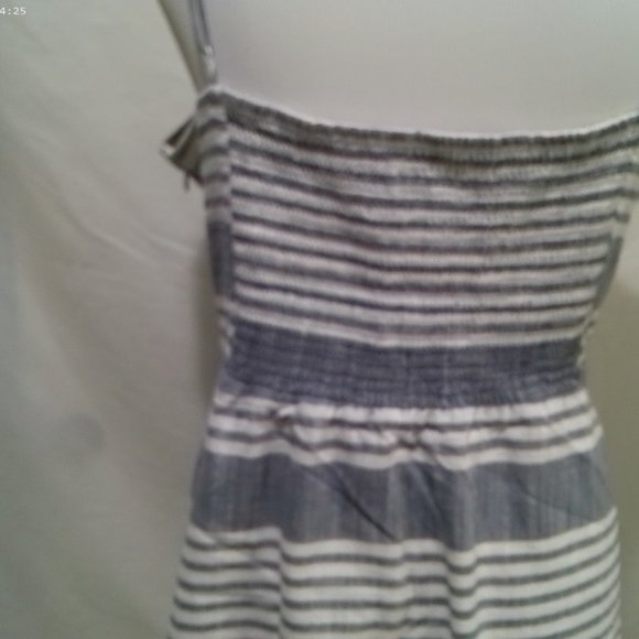Old Navy sundress   Grey w/ white lines   extra Large  sleeveless - Picture 5 of 5